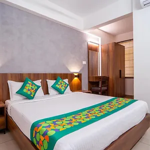 Treebo Petals Hotel